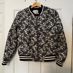 BB Dakota Black and White Floral Women's Bomber Jacket in Size Medium